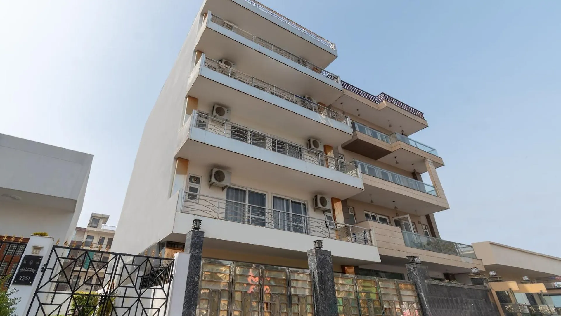 Living Homes Serpens - Sector 51, Near Artemis Hospital, Sohna Road غورغاون شقة
